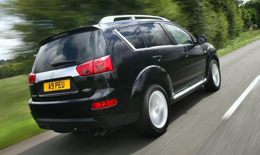  Peugeot 4007 2008 года  (фото 42 из 57)